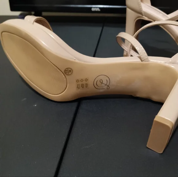 Chinese Laundry Nude Strappy Heels - Picture 4 of 4